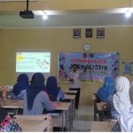 Latih kreativitas dalam menulis, Ekstrakurikuler Jurnalistik SMK Gasmeka gelar pertemuan perdana