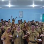SMK N 1 Karanganyar Gelar IHT, Kacabdin IX Hadir Beri Arahan