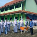 SMK Negeri 1 Karanganyar Kukuhkan Pengurus OSIS dan PKS Baru Masa Bakti 2025/2026